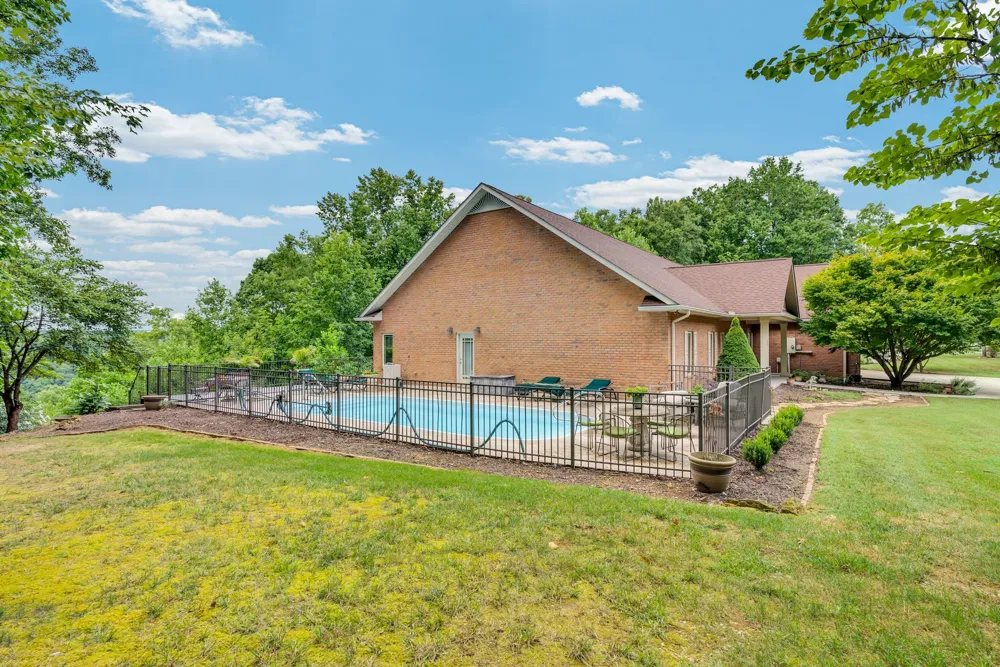 1005 Riverwatch Trce Sparta, TN 38583
