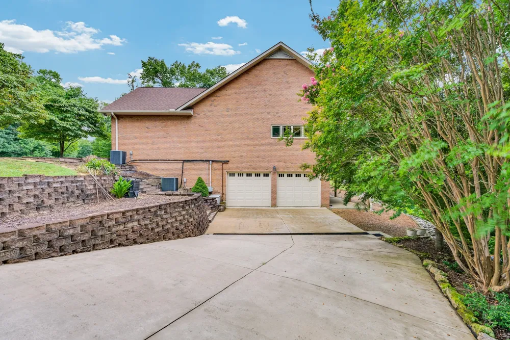 1005 Riverwatch Trce Sparta, TN 38583