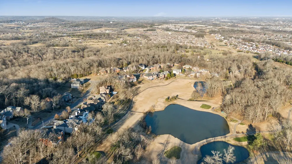 111 Spy Glass Way Hendersonville, TN 37075
