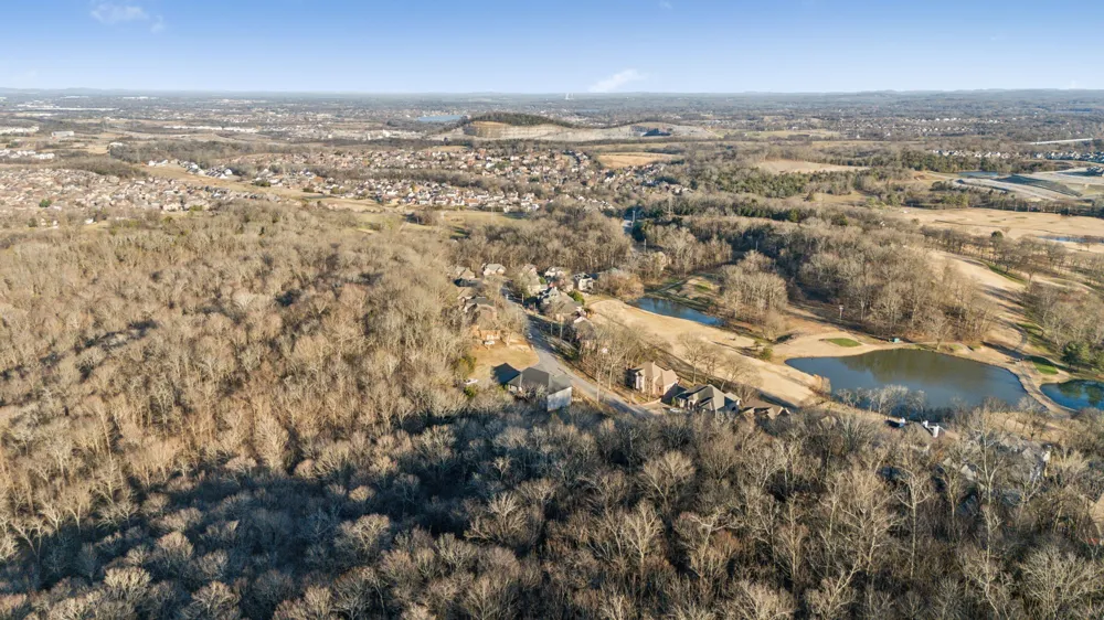 111 Spy Glass Way Hendersonville, TN 37075