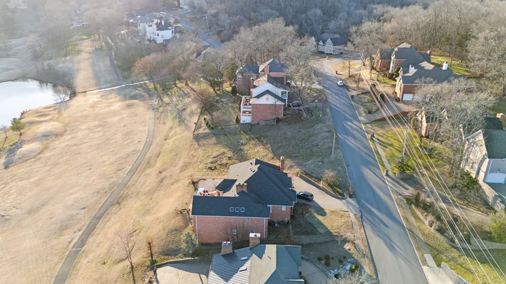 111 Spy Glass Way Hendersonville, TN 37075