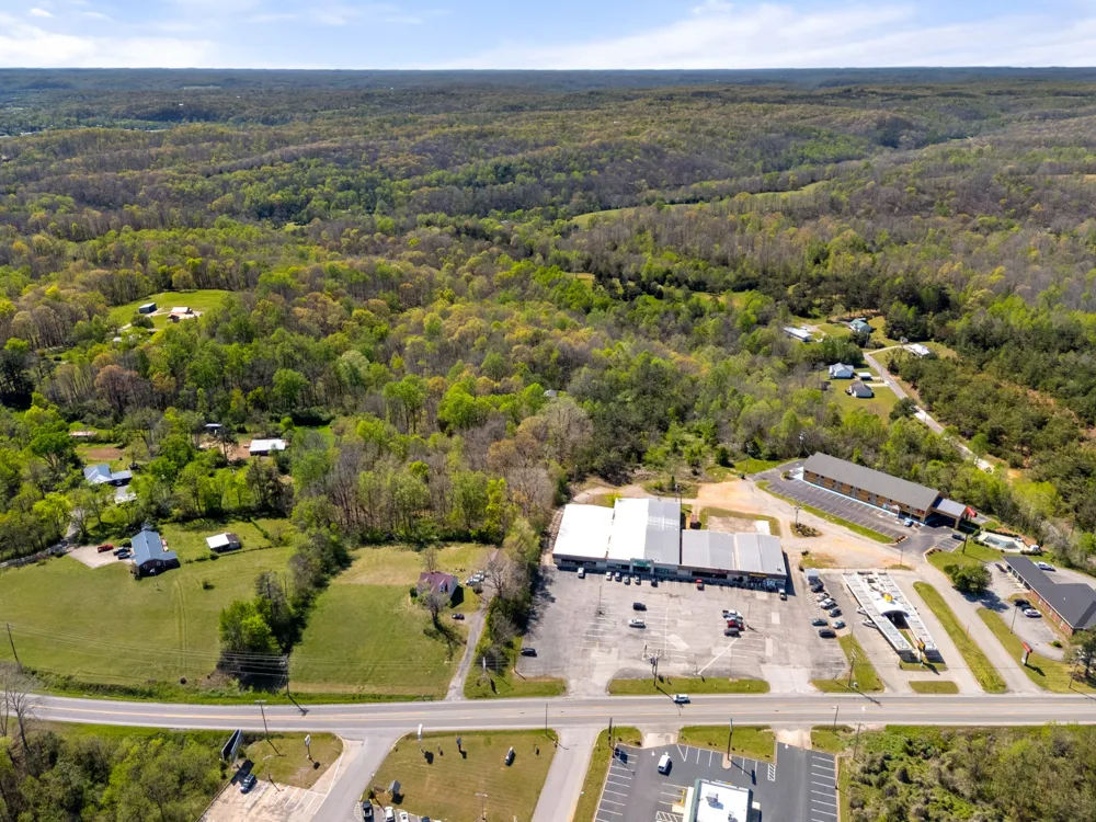 661 Highway 100 Centerville, TN 37033