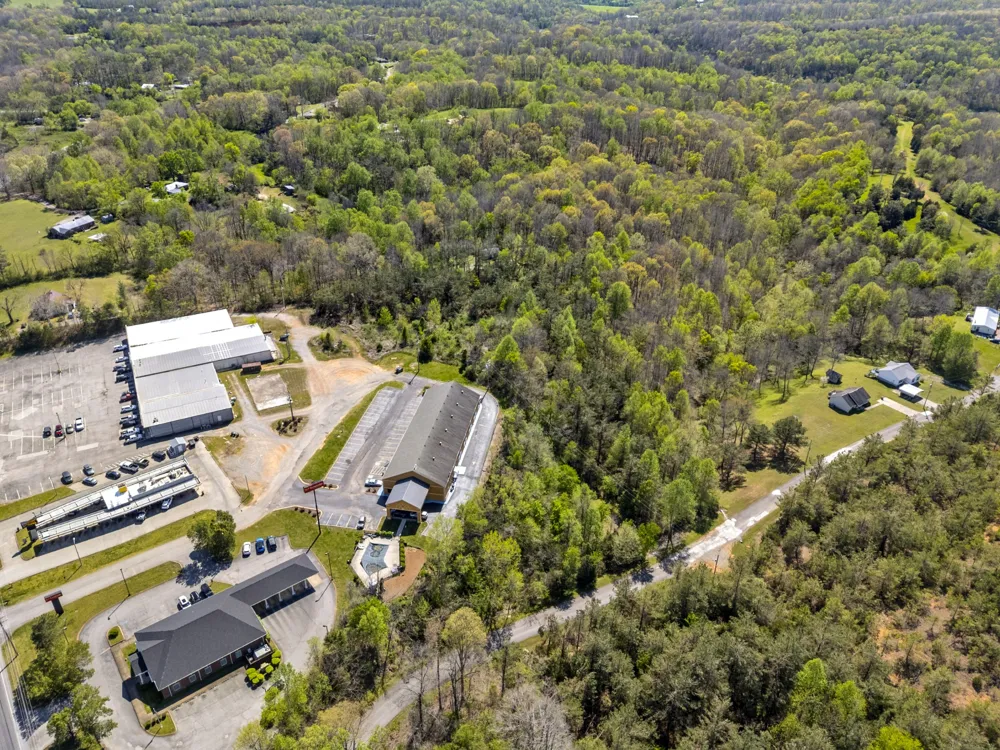 661 Highway 100 Centerville, TN 37033