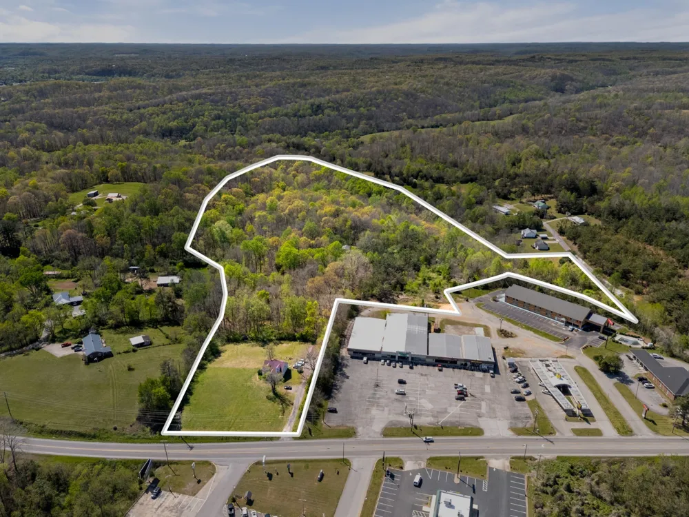661 Highway 100 Centerville, TN 37033