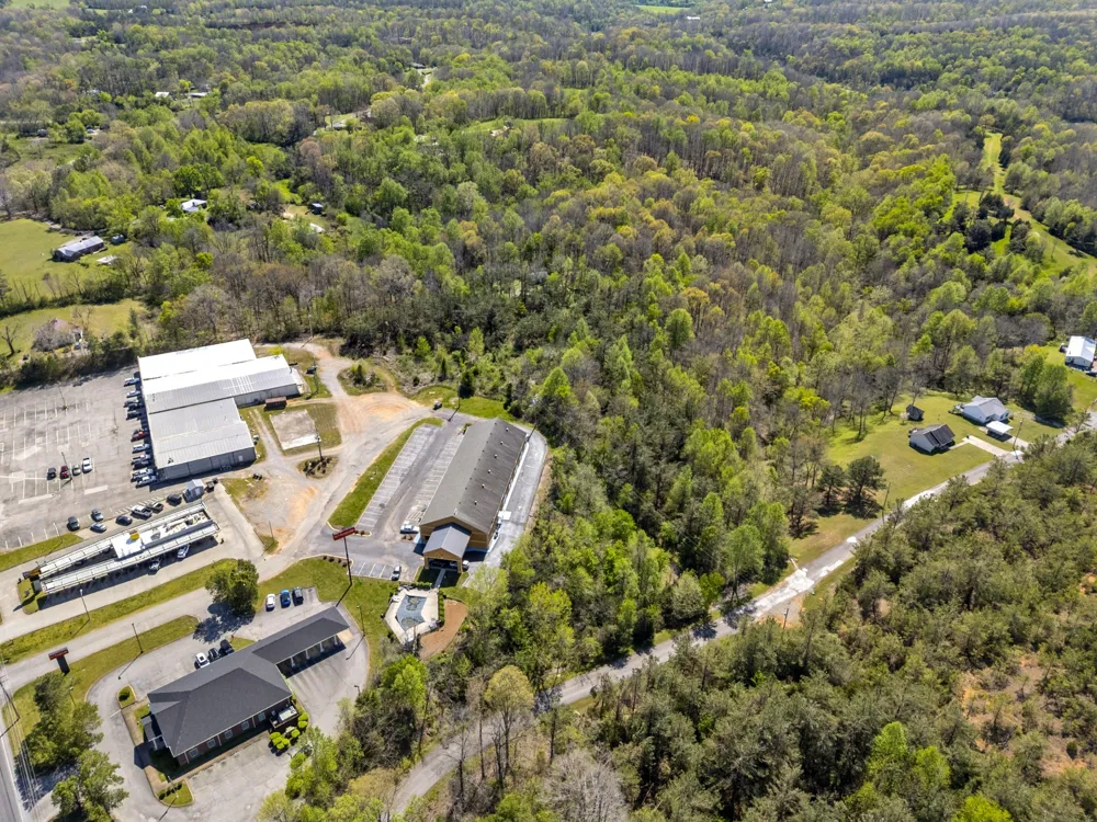 661 Highway 100 Centerville, TN 37033