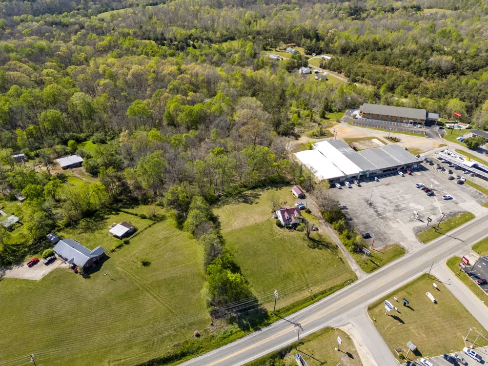 661 Highway 100 Centerville, TN 37033