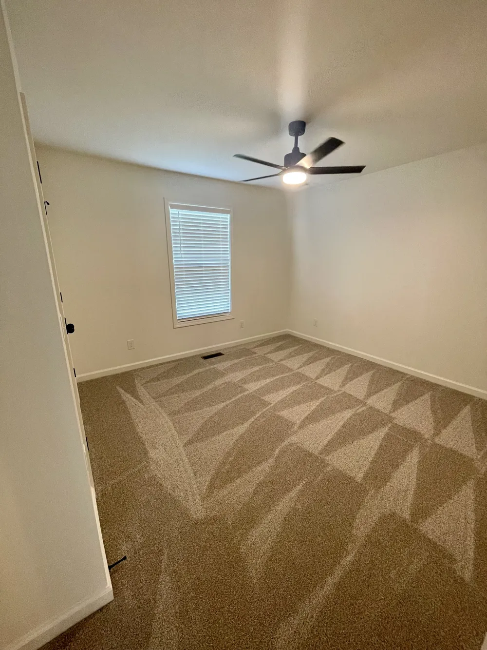 100 Donald Dr Lafayette, TN 37083