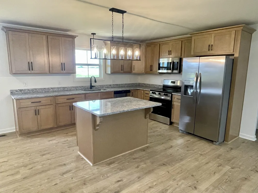 100 Donald Dr Lafayette, TN 37083