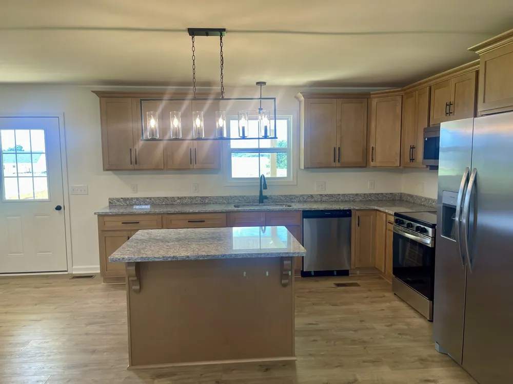 100 Donald Dr Lafayette, TN 37083