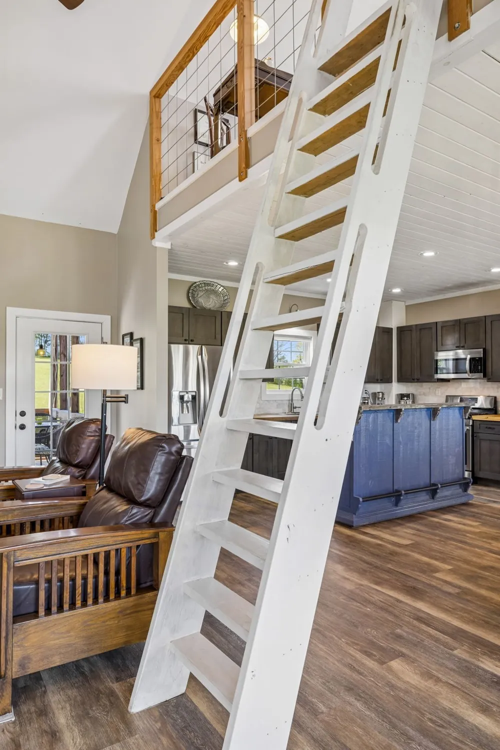 4341 Marlowe Rd Williamsport, TN 38487