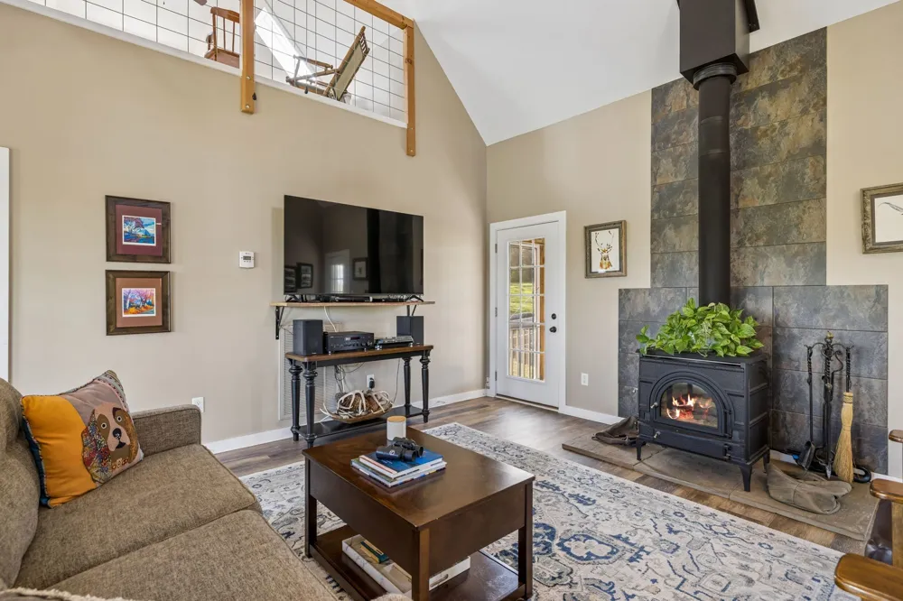 4341 Marlowe Rd Williamsport, TN 38487
