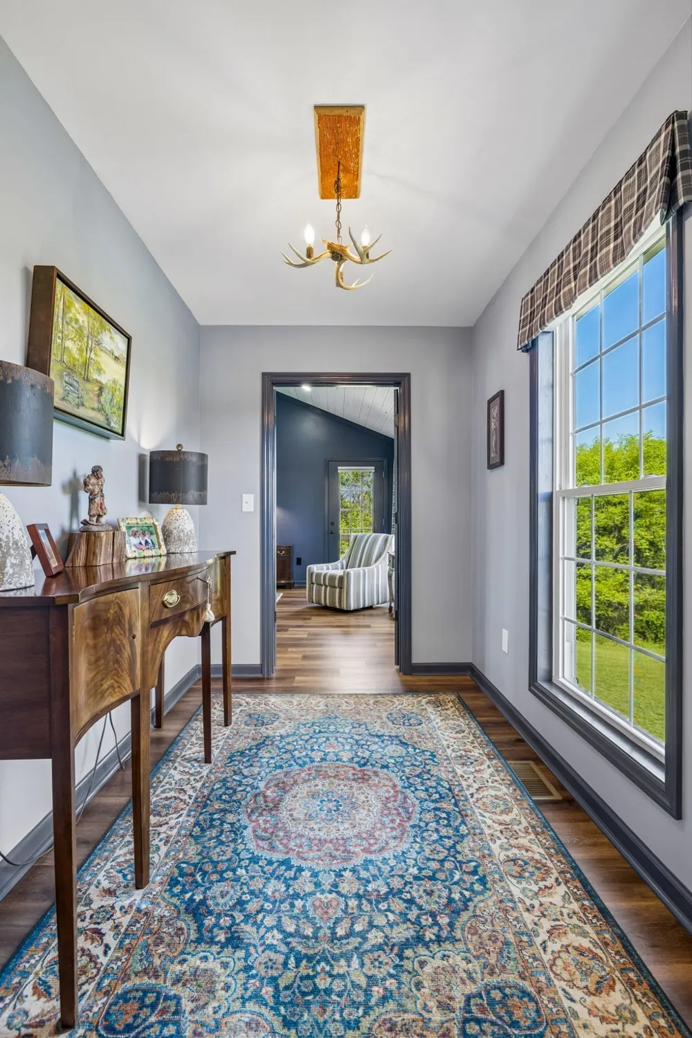 4341 Marlowe Rd Williamsport, TN 38487