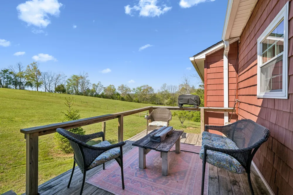 4341 Marlowe Rd Williamsport, TN 38487