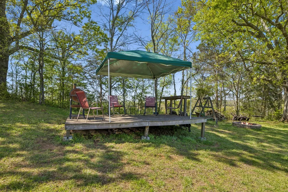 4341 Marlowe Rd Williamsport, TN 38487