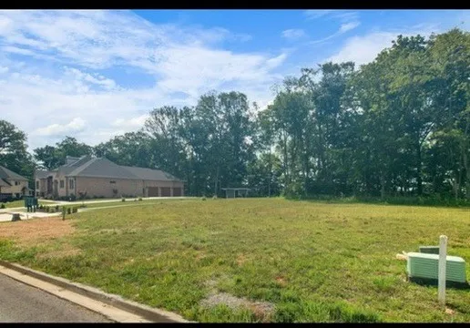 866 Shady Bluff Trl Clarksville, TN 37043