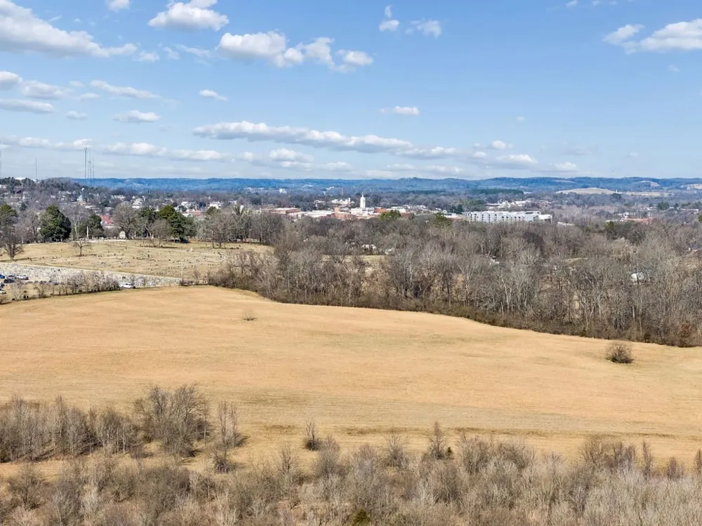 0 Tom J Hitch Columbia, TN 38401
