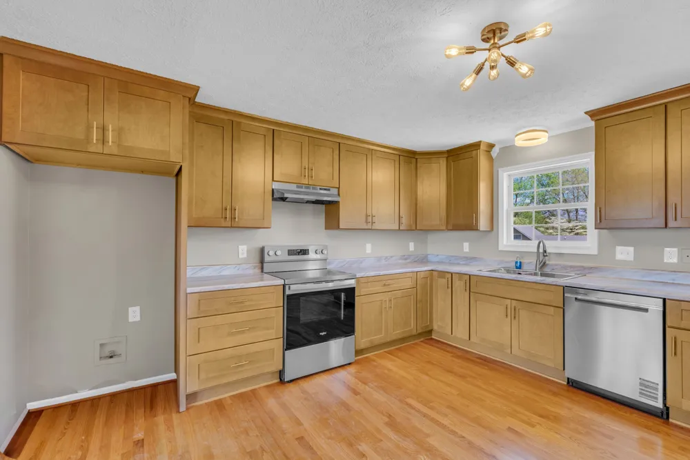 199 Tomahawk Ln Doyle, TN 38559