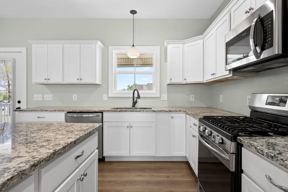 750 Honeysuckle Ln Sparta, TN 38583