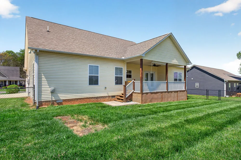750 Honeysuckle Ln Sparta, TN 38583