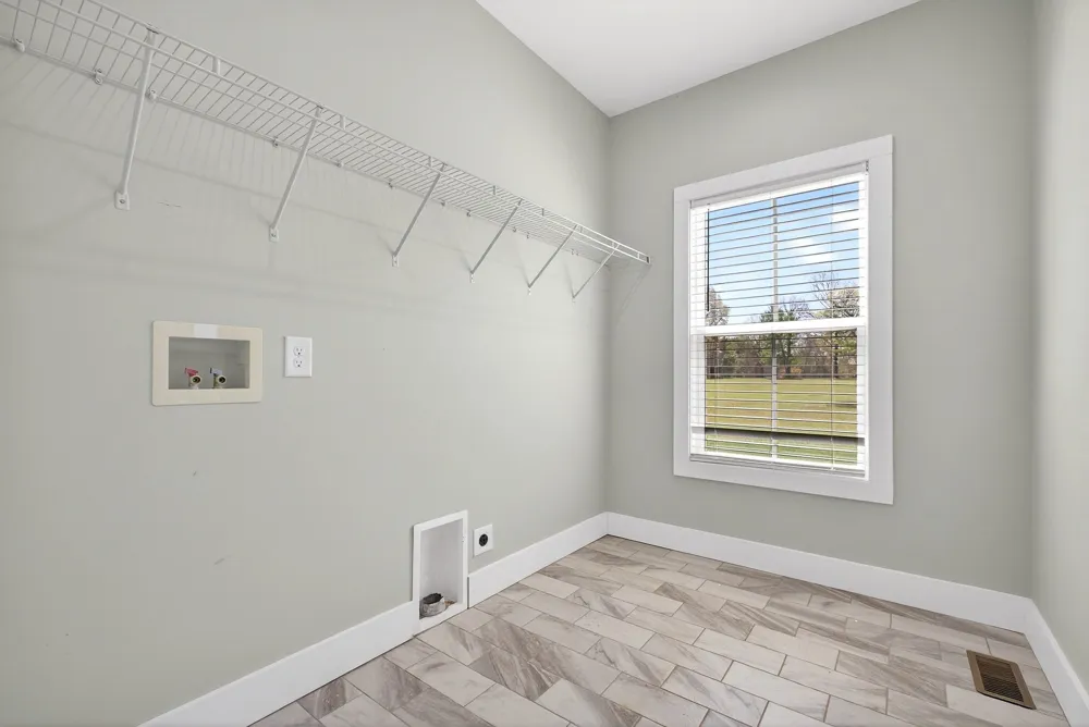 750 Honeysuckle Ln Sparta, TN 38583