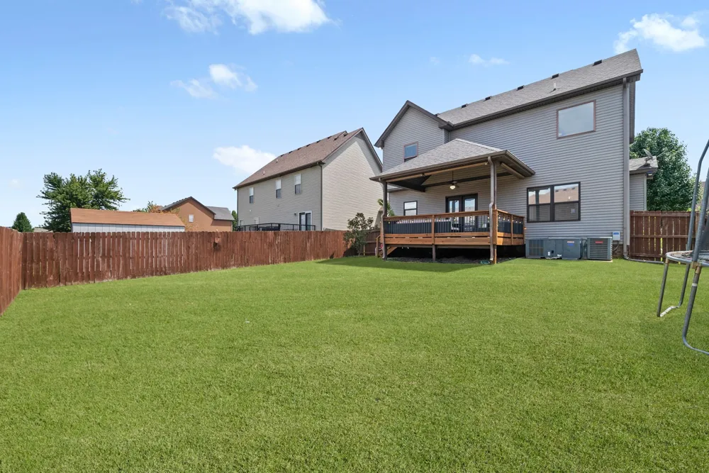 3734 Tradewinds Ter Clarksville, TN 37040