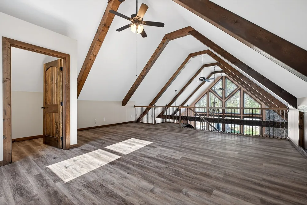 31 Reeves Pl Monterey, TN 38574