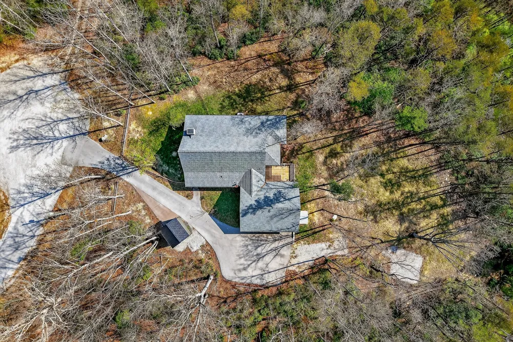 31 Reeves Pl Monterey, TN 38574