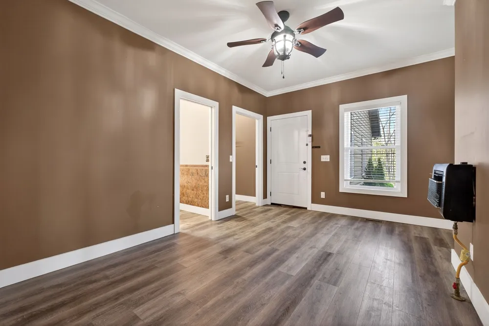 31 Reeves Pl Monterey, TN 38574