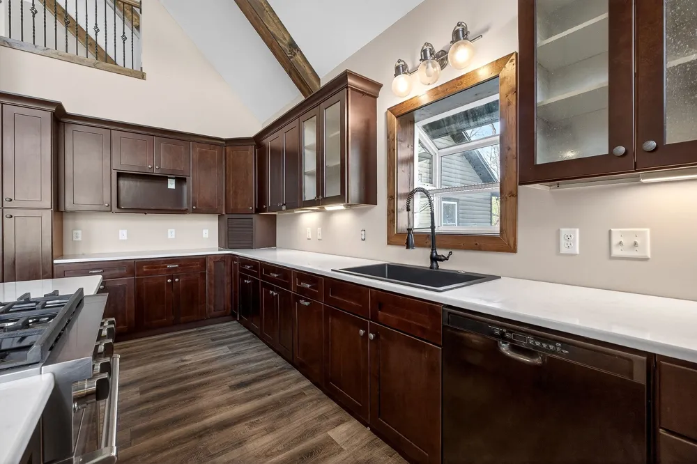 31 Reeves Pl Monterey, TN 38574