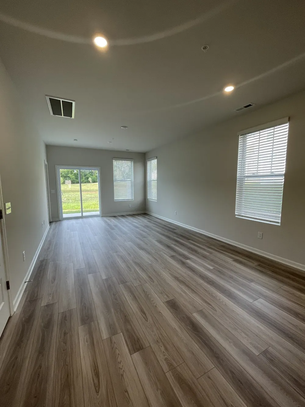 558 Trinity Way Spring Hill, TN 37174