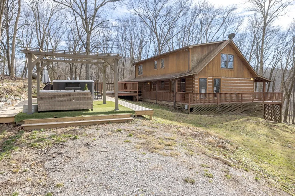 1762 Burke Hollow Rd Nolensville, TN 37135