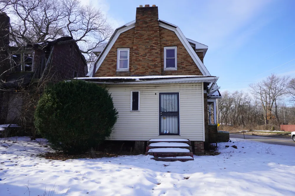5425 Melton Road Gary, IN 46403