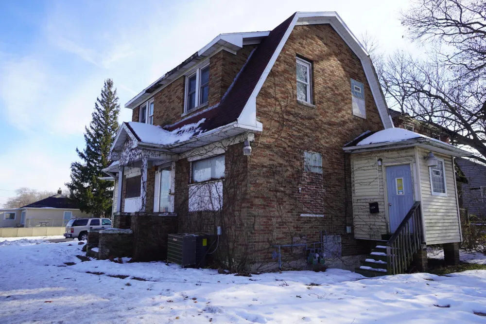 5425 Melton Road Gary, IN 46403