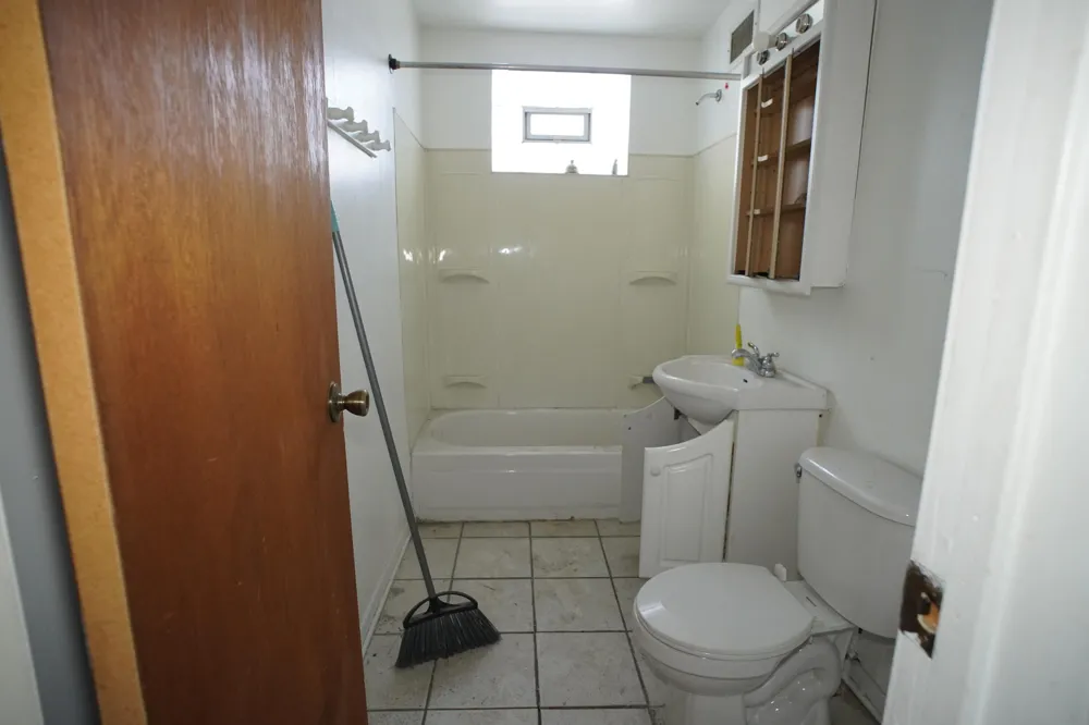5425 Melton Road Gary, IN 46403