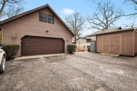 563 Waverly Road