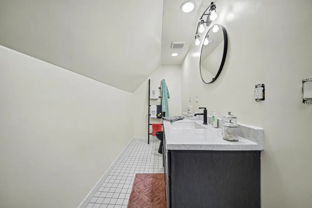 616 C STREET La Porte, IN 46350