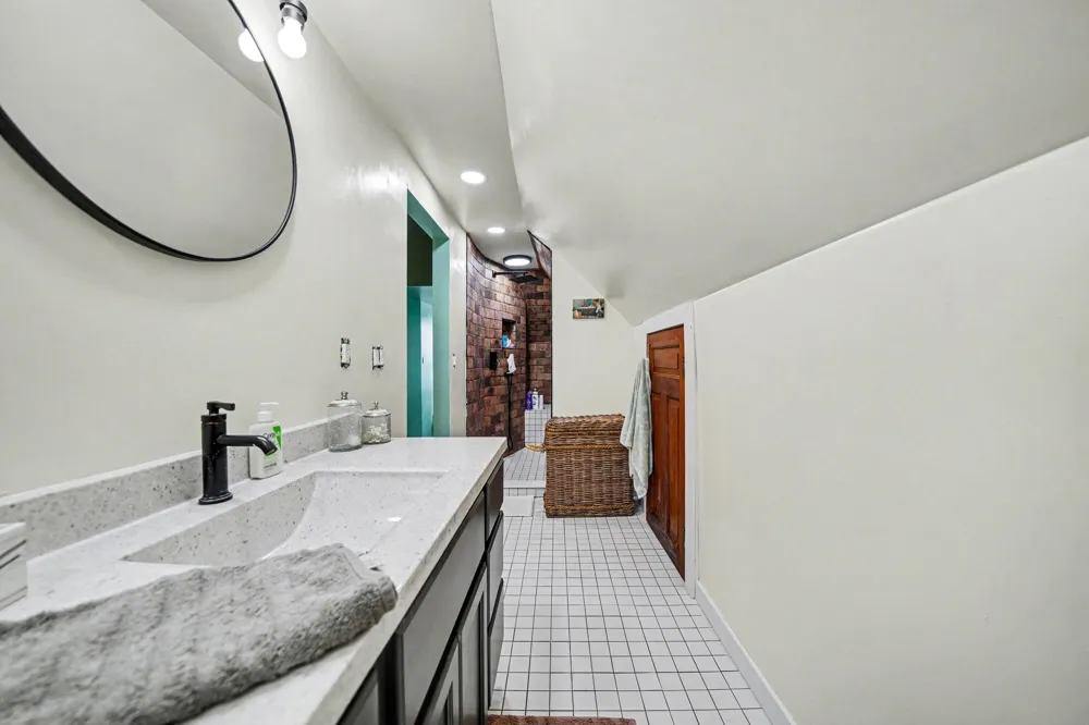 616 C STREET La Porte, IN 46350
