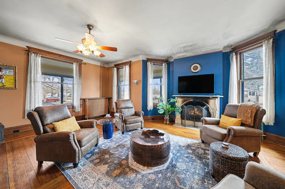 616 C STREET La Porte, IN 46350