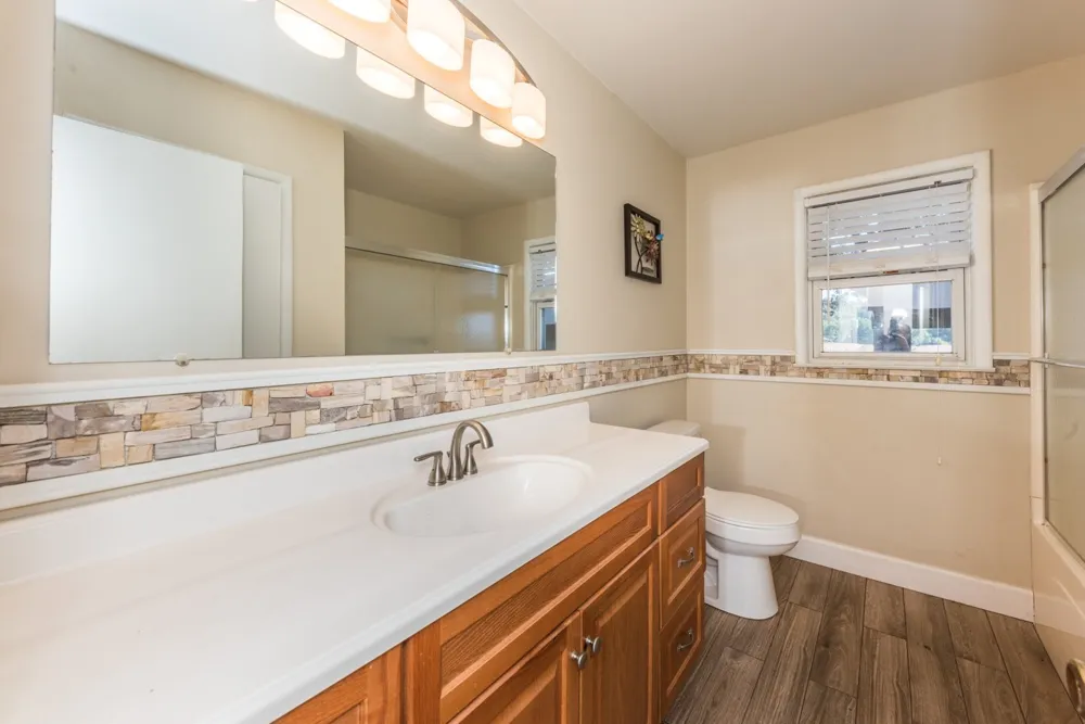 1318 Vise Loop Decaturville, TN 38329