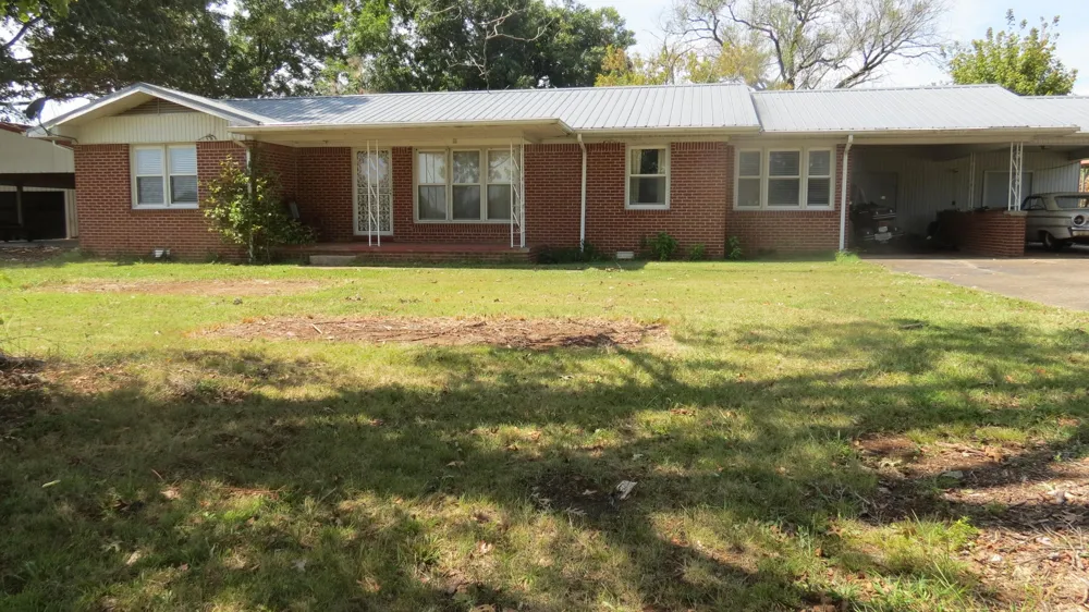 1318 Vise Loop Decaturville, TN 38329