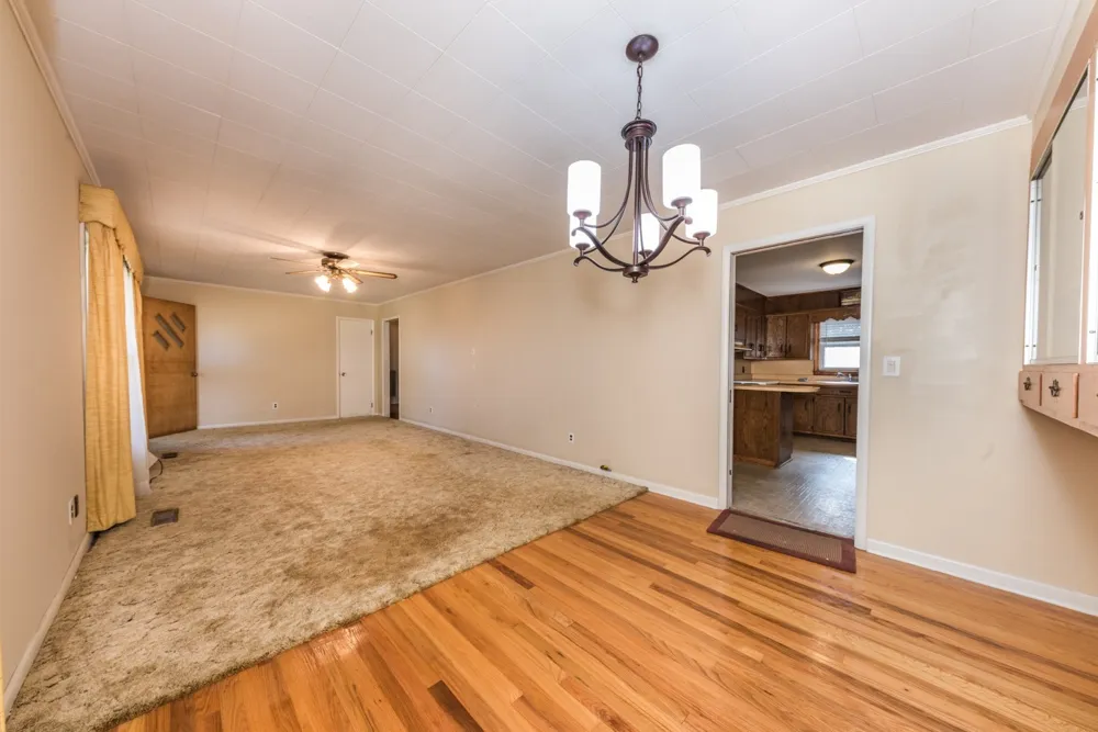 1318 Vise Loop Decaturville, TN 38329