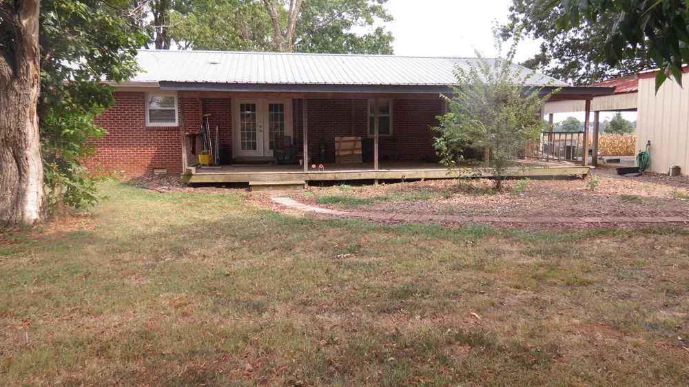 1318 Vise Loop Decaturville, TN 38329