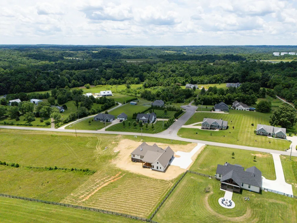1501 Spencer Mill Rd Burns, TN 37029