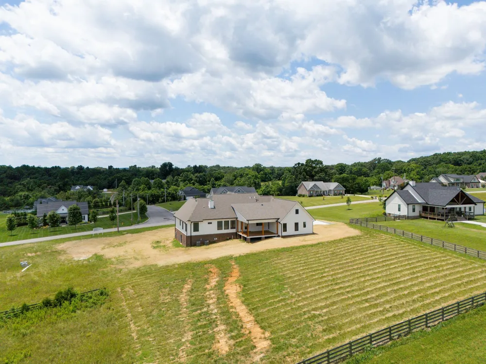 1501 Spencer Mill Rd Burns, TN 37029
