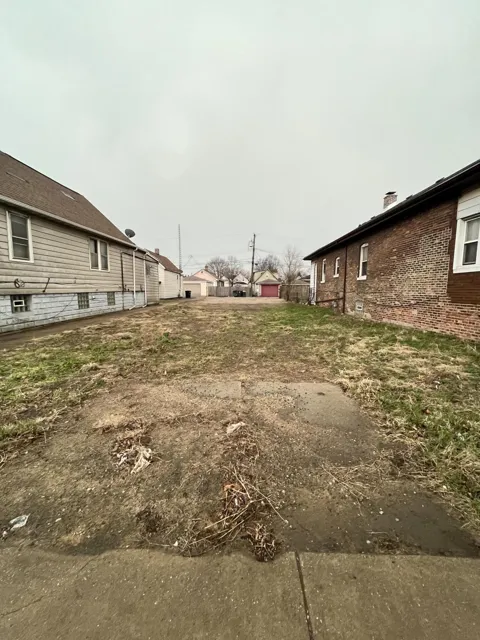 509 W Columbus Drive