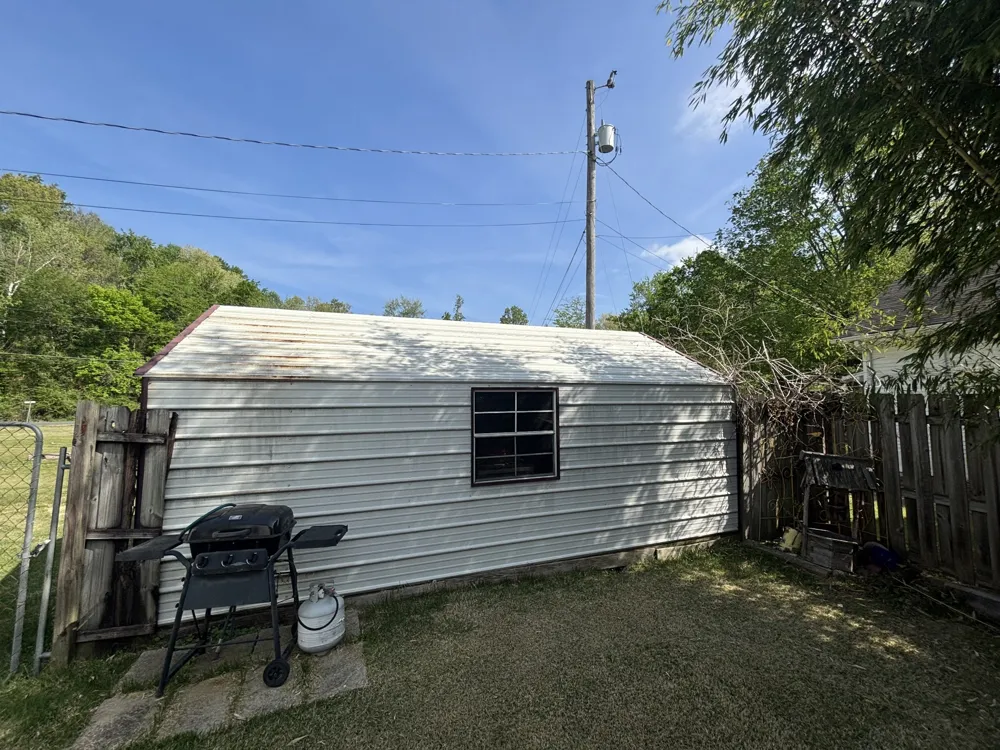 206 Dreaden St Waverly, TN 37185