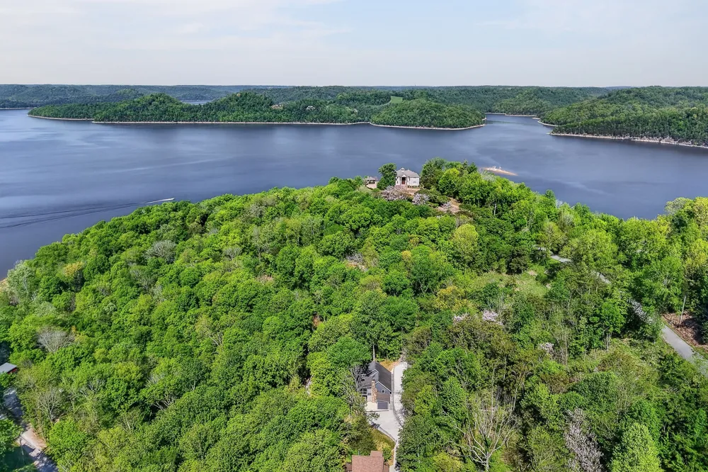 1097 Floating Mill Village Road Silver Point, TN 38582