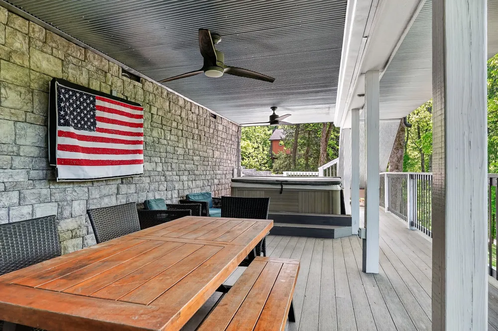 1097 Floating Mill Village Road Silver Point, TN 38582