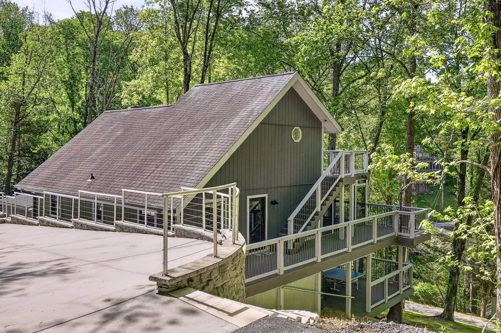 1097 Floating Mill Village Road Silver Point, TN 38582