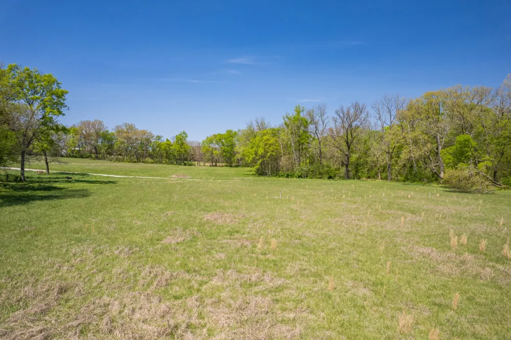4 Old Zion Rd Columbia, TN 38401